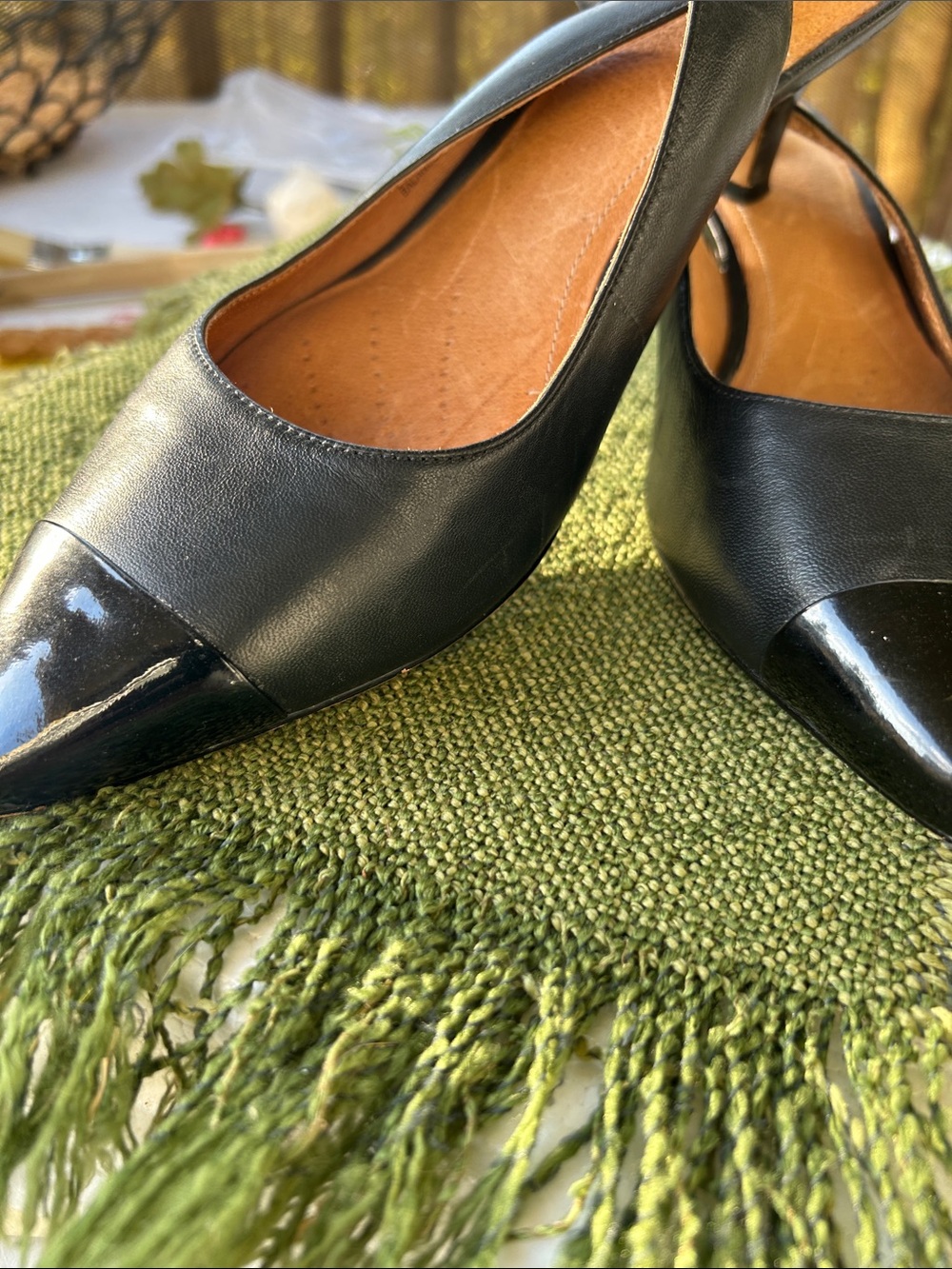 Clark’s Classic Black Slingback Pointed-Toe Pumps 10M